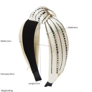 ที่คาด<span class=keywords><strong>ผม</strong></span>ผ้าซาตินประดับเพชร<span class=keywords><strong>ทรง</strong></span>บาร็อค ขอบกว้าง ประดับคริสตัลหรูหรา สไตล์เรโทร สำหรับงานปาร์ตี้ งานแต่งงาน และเต้นรำ - Product Image 2