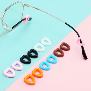 Couvre-branches de lunettes en silicone en forme de cœur, crochets d'oreille antidérapants pour accessoires de lunettes, couleur rose - Product Image 5