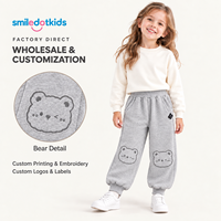 Pantalon de jogging pour enfants en molleton doux avec applique ours gris et revers, fabrication OEM/ODM personnalisée en gros pour tout-petits filles