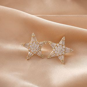 Pendientes de Clip con Diseño Geométrico de Estrella, en Oro con Circonita, Unisex, para Uso Diario, Regalo, EJC-014 - Product Image 4