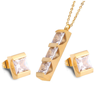 Ensemble collier et boucles d'oreilles en zircon pour femme, géométrique, avec serti carré rouge, bijoux de mode pour soirée - Product Image 2