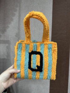 Lámina de plástico tipo lienzo con letras DIY S para kits de <span class=keywords><strong>bolsos</strong></span>, láminas de plástico tipo malla precortadas de 25 mm para ganchillo, nuevos pasatiempos para adultos - Product Image 6