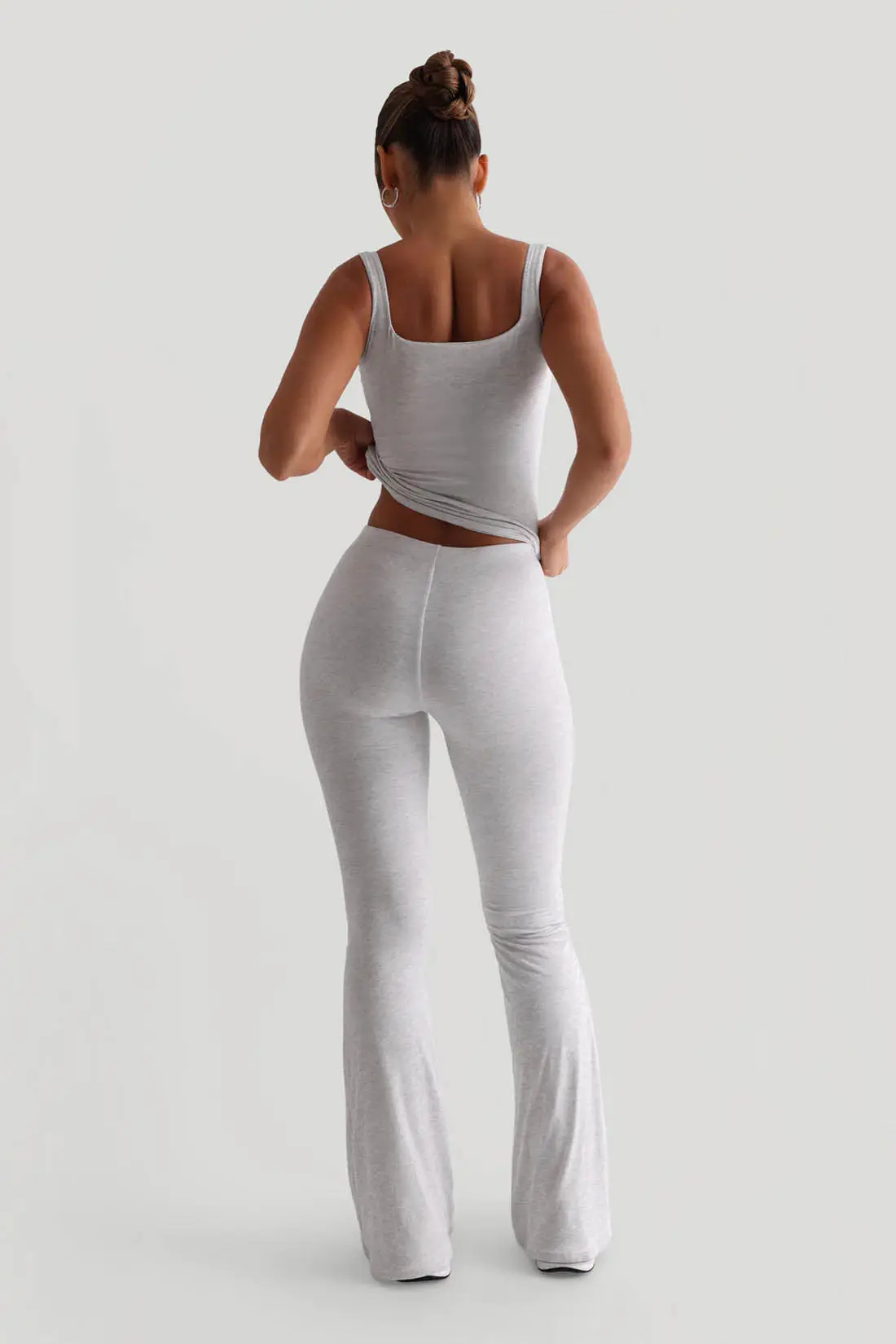 2024 Wholesale Lounge Wear Slim Fit Soft Nylon Stretchy Breathable Flared Yoga Pants Women Flare Leggings