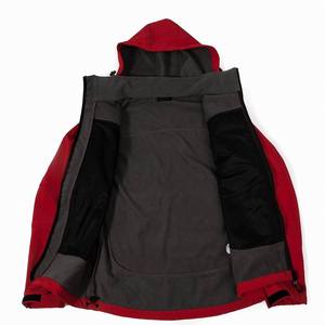 <span class=keywords><strong>Giacca</strong></span> da <span class=keywords><strong>Uomo</strong></span> Personalizzabile con Logo, Antivento, Impermeabile, in Softshell con Cappuccio, per Lavoro e Attività all'Aperto - Product Image 5