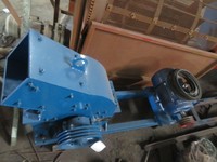Concasseur à marteaux mobile pour l'extraction de sable et de gypse à petite échelle, broyeur à marteaux pour minerai de cuivre et pierre