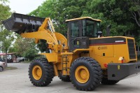 China Radlader XG955H mit niedrigem Kraftstoffverbrauch, 5 Tonnen, neu, mit Ölfilter und Wüstenreifen zum Verkauf