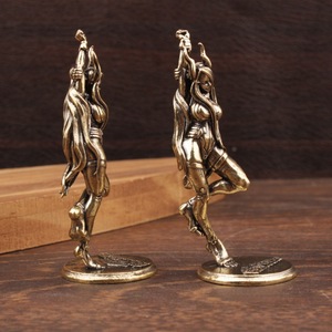 Figura Decorativa de Latón Puro 'Bella Bailarina', Adorno de Escritorio, Escultura para Decoración del Hogar - Product Image 3