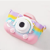 Vente en gros de coques en silicone pour enfants avec motif de chat arc-en-ciel mignon, pour photos et vidéos HD, et appareil photo pour enfants.