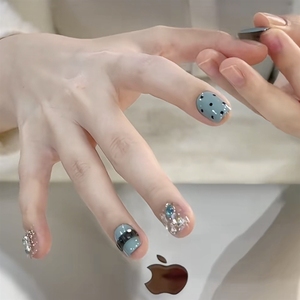 <span class=keywords><strong>Uñas</strong></span> Postizas Acrílicas <span class=keywords><strong>Cortas</strong></span> Azules Brillantes de Alta Calidad Hechas a Mano al por Mayor - Product Image 1