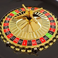 Roulette Classique 40 cm (16 pouces) avec 120 Jetons, 2 Jeux de Cartes, Tapis et Billes – Kit de Casino Portable pour Soirées Jeux en Famille