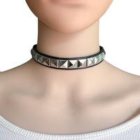 Collier ras-du-cou exclusif transfrontalier en cuir PU, style punk, avec rivets carrés, personnalisé et non-mainstream
