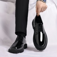 Nouvelles Chaussures en Cuir pour Hommes Transfrontalières, Rehaussantes, Antidérapantes, Décontractées et Habillées, pour Mariage, Imperméables, Souples et Amortissantes en PU