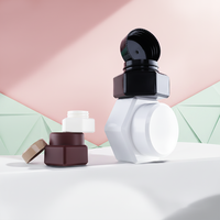 Vente en gros de pots de vernis à ongles miniatures de 2g, 5g, 15g, 30g, pots de gels de construction pour ongles, emballages de gel UV pour vernis gel, étiquette personnalisée OEM&ODM