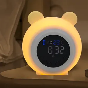 بيع مباشر من المصنع ساعة مدرب النوم على شكل خروف مزودة بمؤقت للنوم وقابل للشحن ومزود بـ USB وضوء ليلي قابل للتعديل مع جهاز صوت النوم