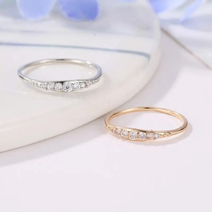 Anello dal Design Semplice per Dito Mignolo da Donna - Product Image 5