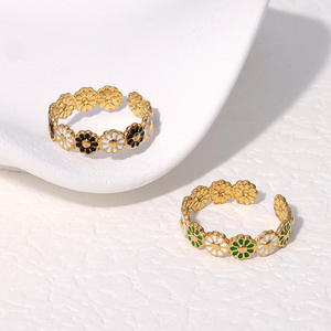 Daisy Oil Drip Esmalte Finger Jewelry Anillo DE FLOR DE ACERO INOXIDABLE chapado en oro de 18 quilates para mujer - Product Image 3