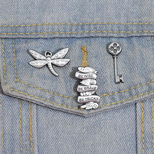 Fransız Retro yusufçuk anahtar emaye Pin bilge olun cesur broş yaka rozeti moda takı hediye arkadaşlar için - Product Image 1