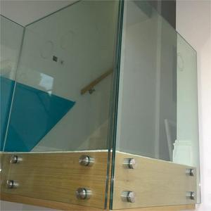 Parche de hierro personalizado moderno, barandillas de vidrio, pasamanos y balaustradas para villas, suministro directo de fábrica de Foshan - Product Image 5