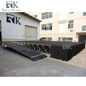 Plateforme de scène avec garde-corps et rampe pour événements en plein air, Smart Spider Riser Stage - Product Image 2