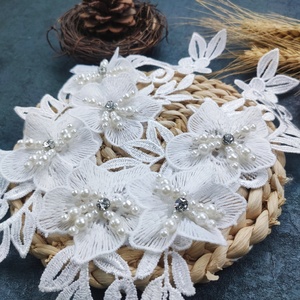 100% Polyester 3D Fleur Brodé Dentelle Applique Perlé Strass <span class=keywords><strong>Guipure</strong></span> Tissu Fait Populaire Chine <span class=keywords><strong>Robe</strong></span> Utilisation 7 Jours Livraison - Product Image 2