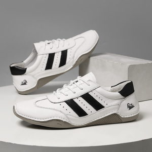 Zapatillas Clásicas Transfronterizas de Moda para Parejas, de Caña Baja, de Cuero Genuino Sólido y Tela Transpirable - Product Image 1
