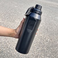 Bouteille d'eau sport en acier inoxydable 304 au design classique moderne, grande capacité, isolée sous vide, portable, cadeaux d'affaires, extérieur