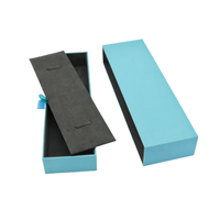 Boîte en carton avec doublure en éponge et pelliculage mat pour emballage de bijoux personnalisés (bagues, bracelets) – Écologique