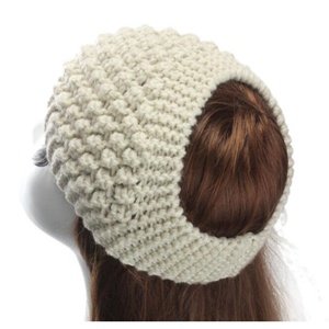 <span class=keywords><strong>Turbante</strong></span> Lavorato all'Uncinetto per Donna con Motivo a Fiocco alla Moda Scaldacollo Invernale Accessorio per Capelli da Spa per Ragazze - Product Image 3