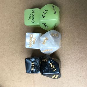 Divertidos dados eróticos de 12 lados dados sexuales novedad y juguetes de mordaza para parejas juegos para adultos dados juguetes sexuales - Product Image 1