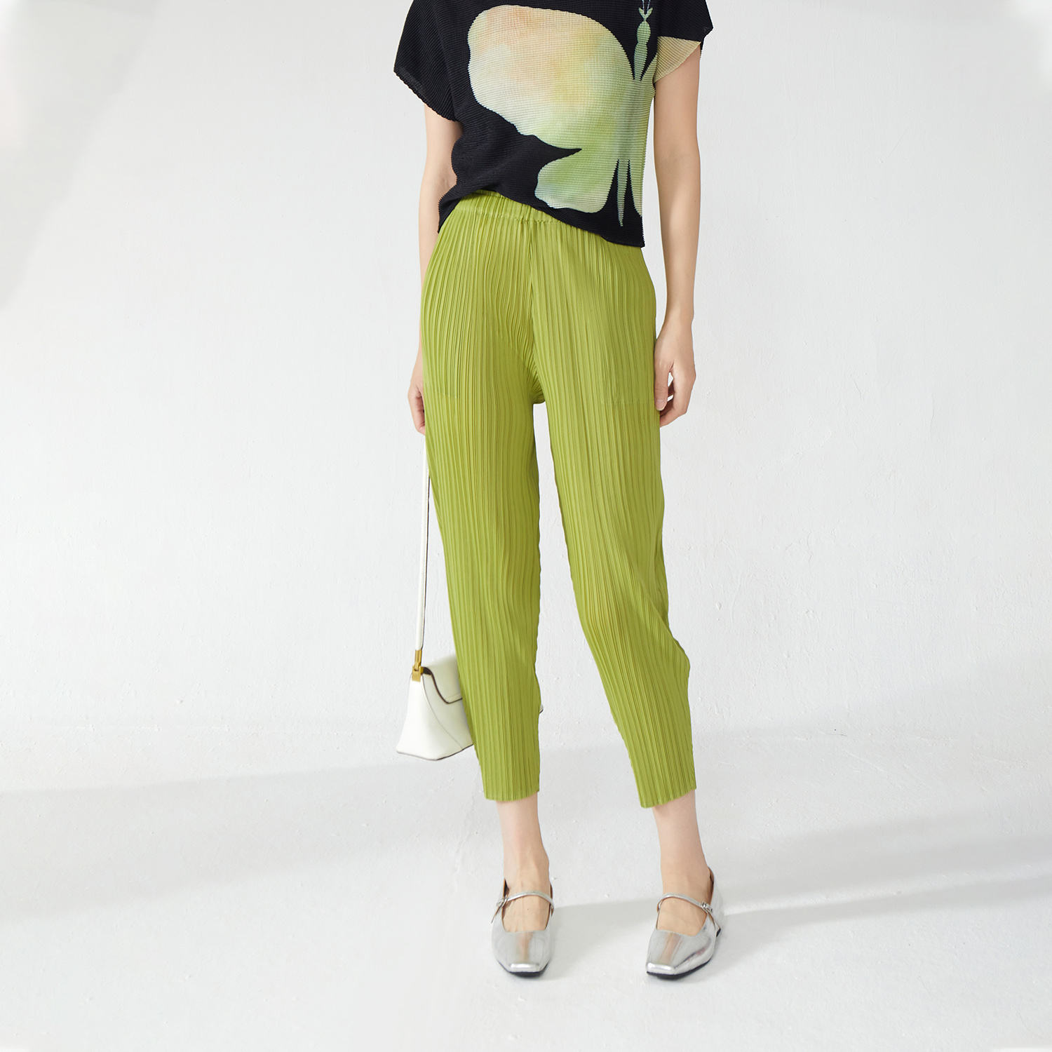 สีเขียว