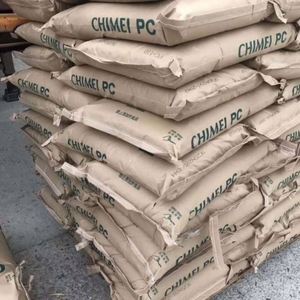 เม็ดพลาสติกโพลีคาร์บอเนตใสชนิดฉีดขึ้นรูป Chimei PC-115/PC-6610 เกรดสำหรับงานฉีดขึ้นรูป ทนแรงกระแทกสูง เหมาะสำหรับอุปกรณ์ให้แสงสว่าง - Product Image 5