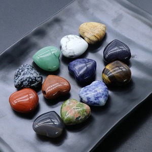 Assortiment de perles en forme de cœur en pierre à grand trou breloque européenne en forme de cœur pour la fabrication de bijoux 25mm trou horizontal de 3mm - Product Image 4