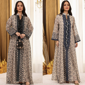Nouvelle Robe d'été en mousseline brodée de fil Dori, col en V, manches longues, coupe ample, vente en gros - Product Image 1