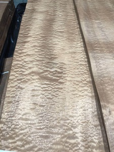 Di alta qualità a basso prezzo naturale di Sapelle Pomelle <span class=keywords><strong>impiallacciatura</strong></span> di legno semplice affettato di legno <span class=keywords><strong>impiallacciatura</strong></span> naturale di Sapelle <span class=keywords><strong>impiallacciatura</strong></span> di legno <span class=keywords><strong>per</strong></span> porte - Product Image 4