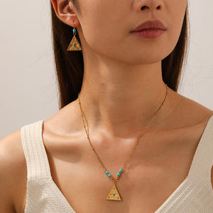 שרשראות תליון משולשות ובעלות צורת עין משובצות יהלומים בסגנון רטרו, תכשיטים שאינם דוהים לנשים, לחיי היומיום TGXL9894 - Product Image 4