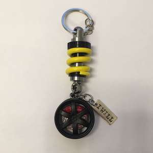 Ciondolo Decorativo per Auto Stile Hip-Hop a Forma di Cerchione in Lega, Accessorio Pendente - Product Image 6