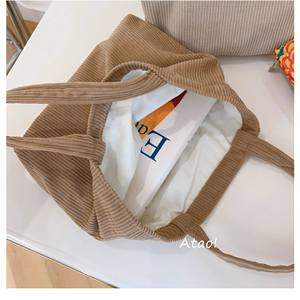Sac à main portable en velours côtelé pour femmes, étiquette en cuir personnalisée, sac fourre-tout cadeau, vente en gros de sacs à main pour femmes, sacs à bandoulière pour un usage quotidien - Product Image 4
