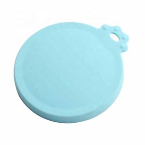 Tapa de Silicona para Latas de Mascotas, 3 Círculos, Resistente al Agua, Hecha en Vietnam - Product Image 2