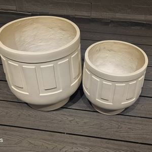 Pot de fleurs rond en fibre de verre pour extérieur, design haut de gamme, idéal pour la décoration de la maison et du jardin, prix d'usine, vente en gros - Product Image 6