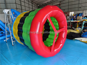 Palla da passeggio gonfiabile divertente durevole/ruota da passeggio per Team Building su <span class=keywords><strong>terra</strong></span>/erba/giochi d'acqua galleggianti - Product Image 2