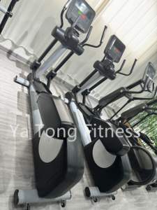 Máquina magnética de cardio eléctrica de entrenador elíptico comercial de nuevo diseño - Product Image 3