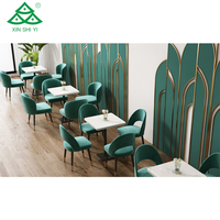 Ensemble de chaises et de tables de restaurant en velours à usage commercial pour cafés et restaurants