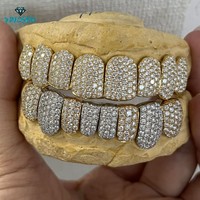 Grillz en argent 925 véritable entièrement pavé de moissanite, taille brillant cœurs et flèches, service de personnalisation sur mesure pour fabricants de bijoux fins