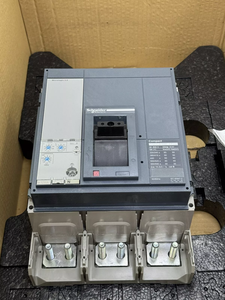 Interruptor de Circuito MCCB Compacto NS1250N - Micrologic 2.0 - 1250 A - 3P/4P C125N320FM NS33478 NS33480 C125N420FM - Product Image 1