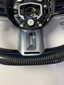 Volante in Pelle e Fibra di Carbonio ad Alte Prestazioni per <span class=keywords><strong>Mercedes</strong></span> Benz, Modelli W205/W213/W222/G63/E63/C63 Classe C, Versione Racing - Product Image 4