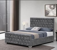 In Europa Hergestelltes Modernes Softbett mit Hohem Silbernen Kopfteil, Hochwertiger Stoffbezug, Holzpaneel-Stil