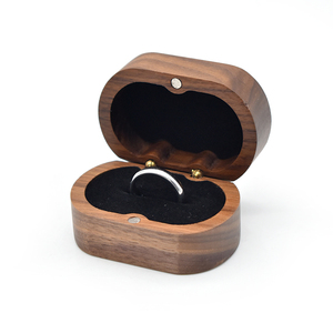 Biểu Tượng Tùy Chỉnh Gỗ Hộp Nhẫn <span class=keywords><strong>Handmade</strong></span> Óc Chó Gỗ Engagement Wedding Nhẫn Trang Sức Bao Bì Hộp - Product Image 2