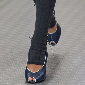 Sandalias de tacón alto con punta abierta para mujer, estilo peep toe, con aberturas laterales, lazo trasero, zapatos de boda, stilettos, slingback, para verano - Product Image 1