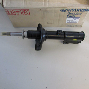 Nuovo Ammortizzatore Anteriore Hyundai/Kia 5465023300 per Carnival Elantra Accent-4x4, Parte di Sospensione Posteriore Numero 9495 - Product Image 1