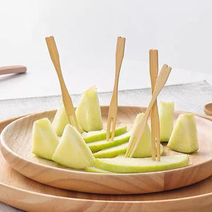 Brochettes et fourchettes à fruits jetables en bambou – Outil de cueillette de fruits au design moderne pour usage domestique et commercial - Product Image 3